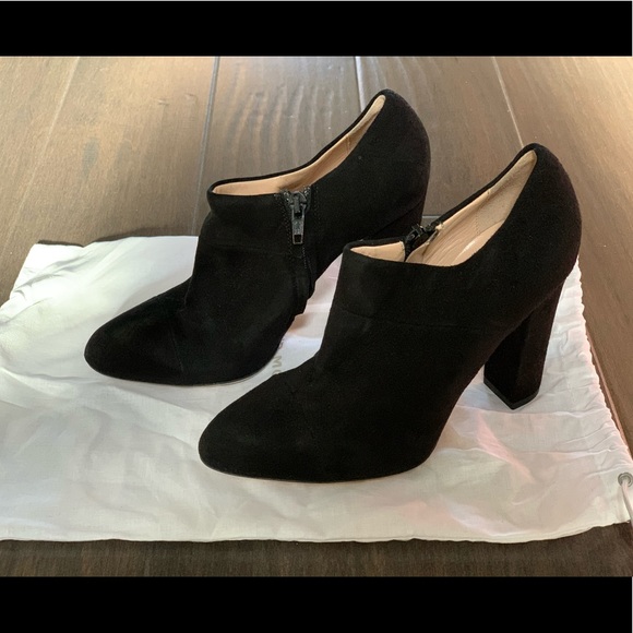 Club Monaco black suede bootie - Picture 2 of 4